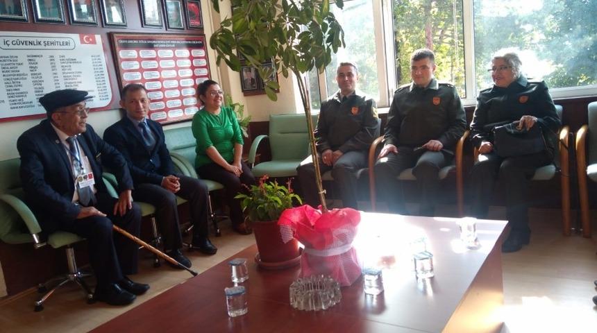 Garnizon Komutanı Aydoğdu, Ara&ccedil; Harp M&uuml;zesini ziyaret etti