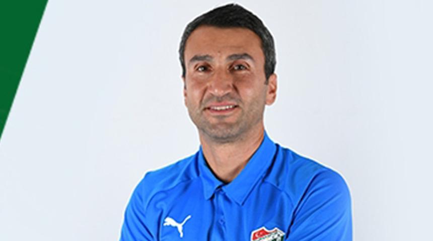 Bursaspor antren&ouml;r&uuml; Yılmaz Bal g&ouml;revinden ayrıldı