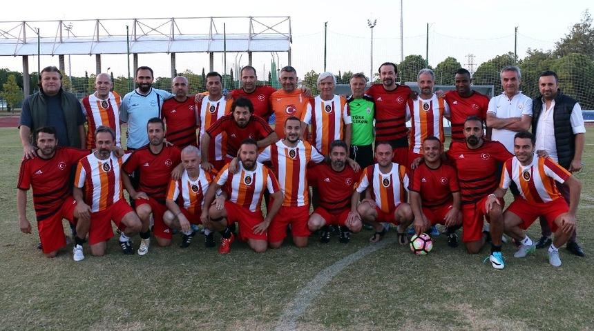 Antalya yıldız futbolcuları ağırlıyor