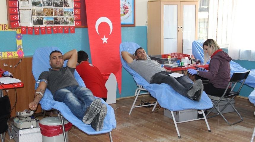 &Ccedil;ocuklarını kıramayan veliler rekora koşuyor