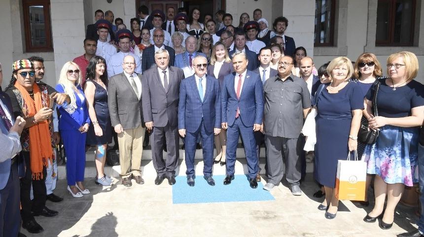 Vali Karaloğlu, Kalei&ccedil;i Festivali heyetini ağırladı