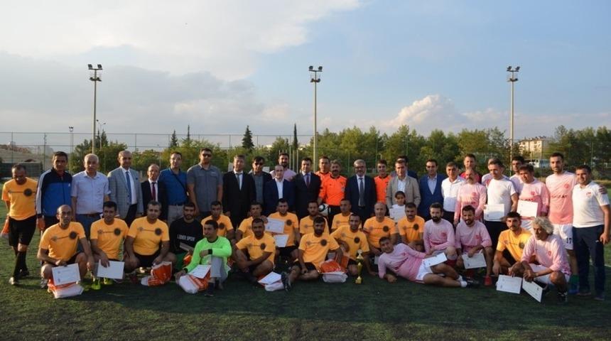 Ma&ccedil;ı dostluk kazandı