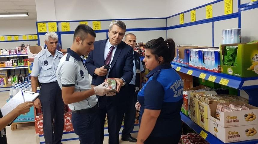 Mardin&rsquo;de zabıtadan marketlere denetim