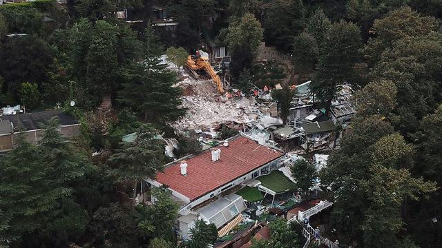 (Havadan fotoğraflarla) - Adnan Oktar'ın villasında kaçak yapıların büyük bölümü yıkıldı