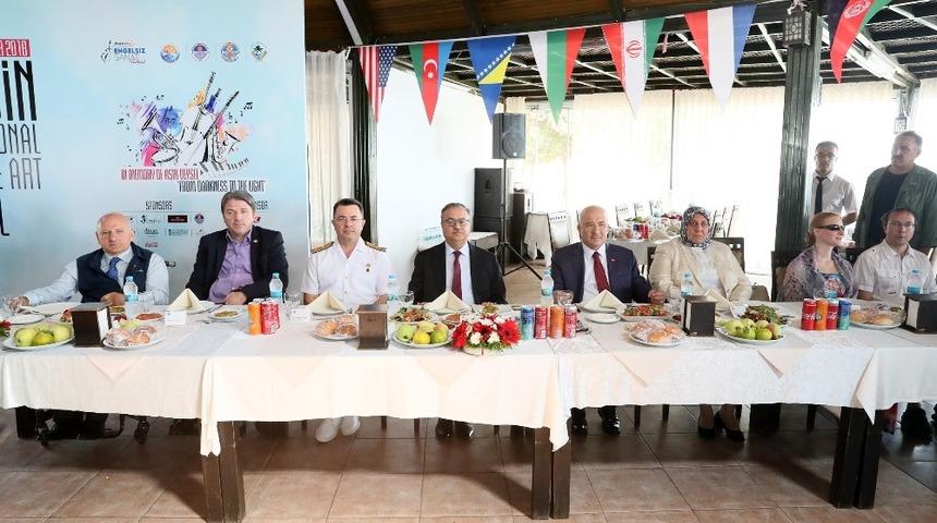 Kocamaz: &ldquo;Mersin d&uuml;nyada fark edilen bir kent haline gelmiştir&rdquo;