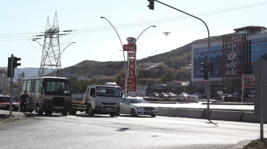 Drone ile yol kontrolü yaptılar