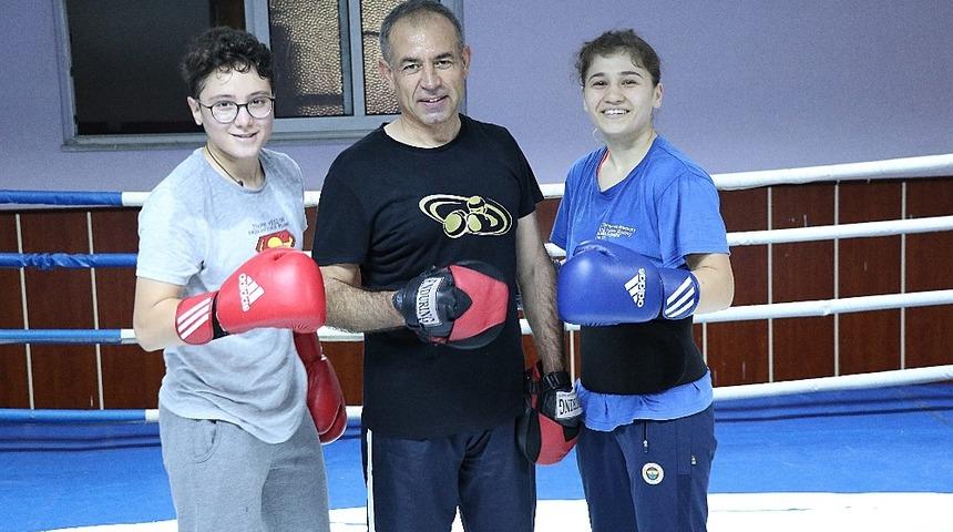 Şampiyonlar kampa davet edildi