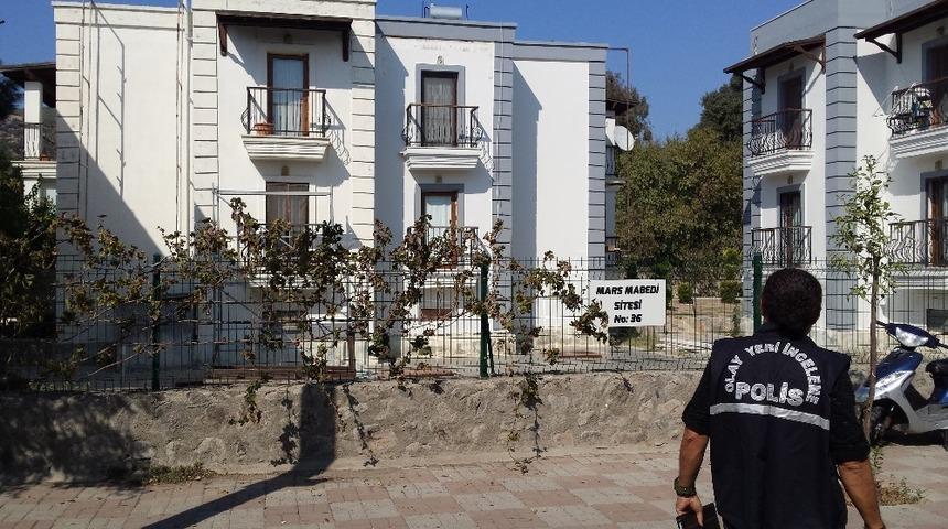 İskeleden d&uuml;şen boyacı yaşamını yitirdi