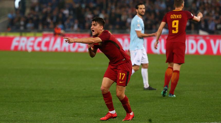 Cengiz Ünder ile Bayern Münih dışında Arsenal ve Tottenham'ın da ilgilendiği iddia edildi