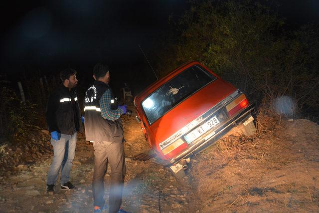 Otopark sahibini silahla vurup, kaçarken polis otosuna çarptılar: 1'i polis 2 yaralı