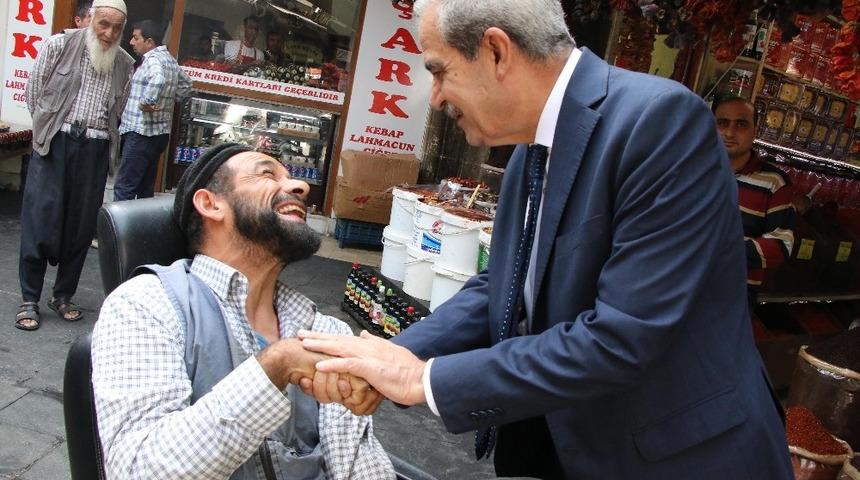 Demirkol han b&ouml;lgesindeki esnafın sorunlarını dinledi