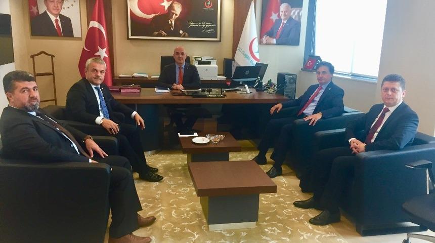 Milletvekilleri doktor ihtiya&ccedil;ları i&ccedil;in bakanlık&rsquo;ta