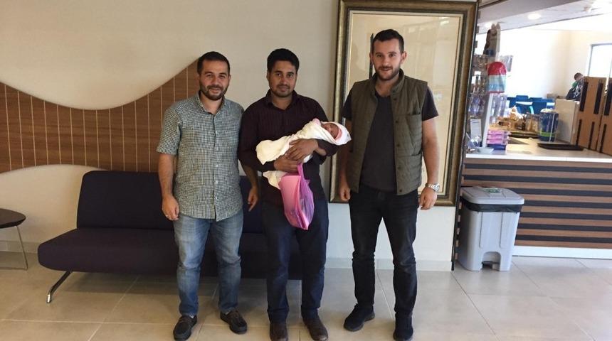 Bangladeşli Jahidul&rsquo;un kızı Kocaeli&rsquo;nde doğdu