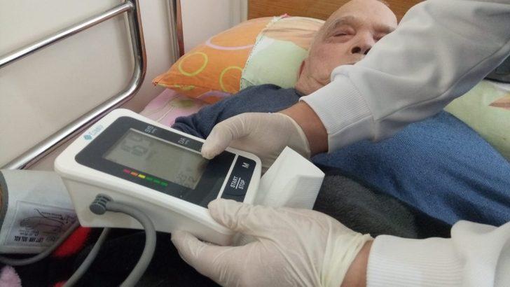 2 bin 894 kişiye evde sağlık hizmeti G4