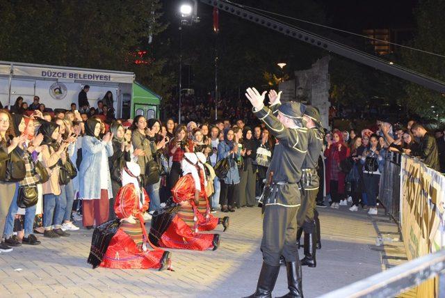 Düzce Üniversitesi’nde Dümerang kampüse hoş geldin etkinliği gerçekleştirildi