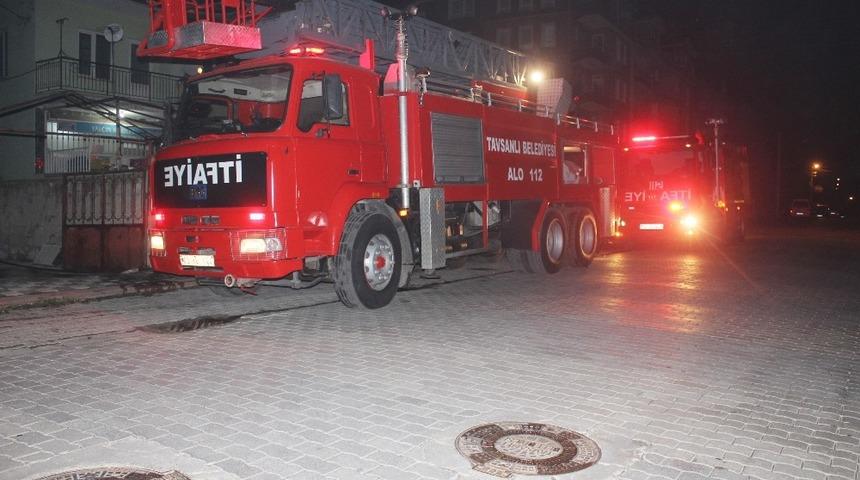 Odunlukta &ccedil;ıkan yangın korkuttu