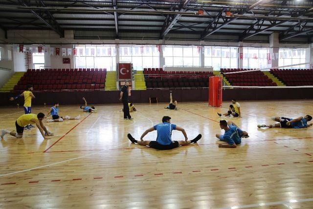 Haliliye’den voleybol maçına davet