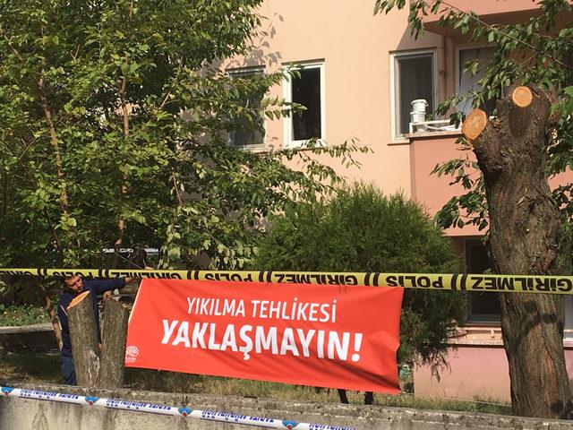 Bursa'da yıkılma tehlikesine karşı tahliye edilen apartman mühürlendi