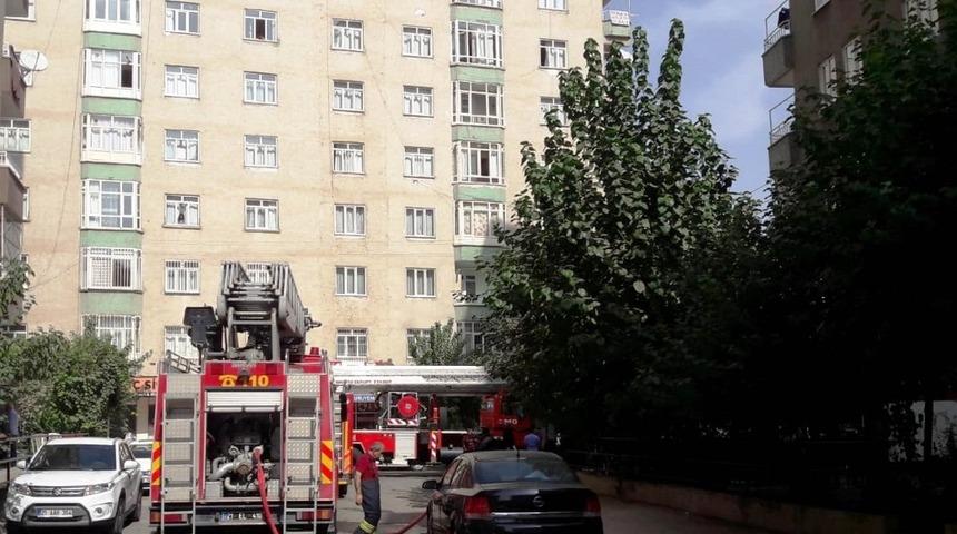 Diyarbakır&rsquo;da korkutan yangın