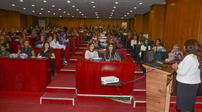 Kadın personellere kanserle m&uuml;cadele eğitimi