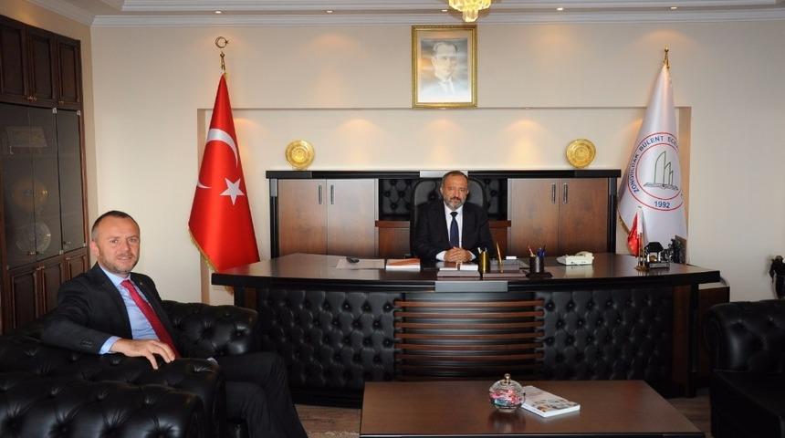 Keleş, BE&Uuml; Rekt&ouml;r&uuml; Prof. Dr. &Ccedil;ufalı ile Ereğli kamp&uuml;s&uuml;n&uuml; g&ouml;r&uuml;şt&uuml;