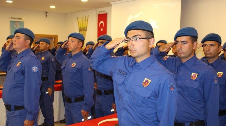 Kısa d&ouml;nem erlerin yemin t&ouml;reni heyecanı