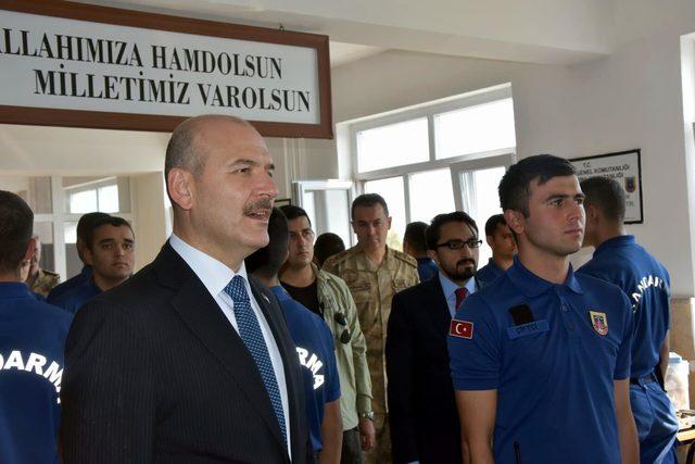 Bakan Soylu, İzmir'de subayların yemin törenine katıldı (2)