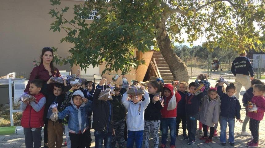 Burhaniyeli öğrenciler arasında hayvan sevgisi artıyor