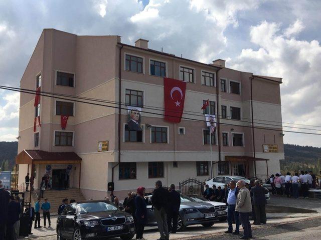 Derbent Anadolu İHL öğrencilere kapılarını açtı