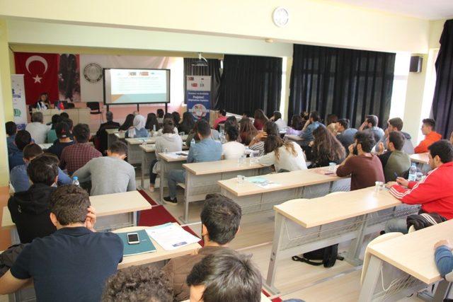 Edremit Belediyesi Avrupa çapında kutlanan Erasmusdays’e katılım sağladı