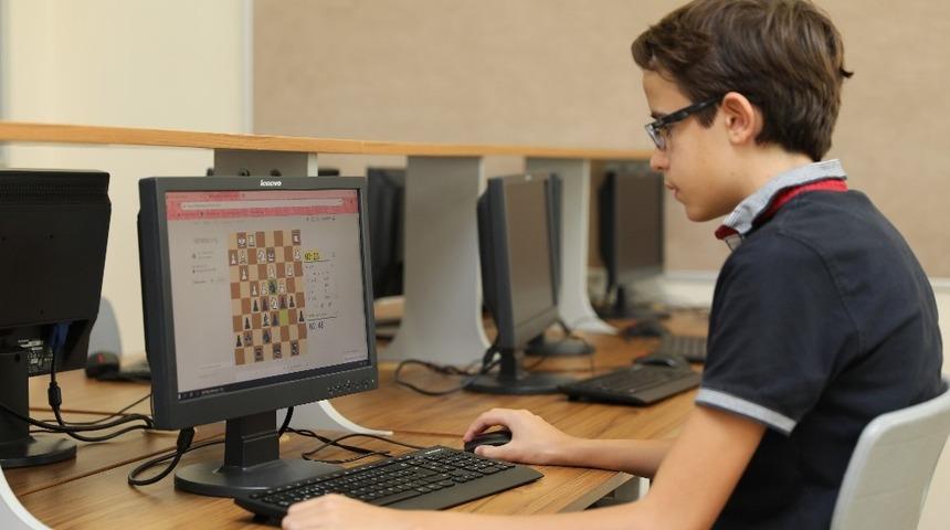 RedBull Chess Masters Satran&ccedil; turnuvası