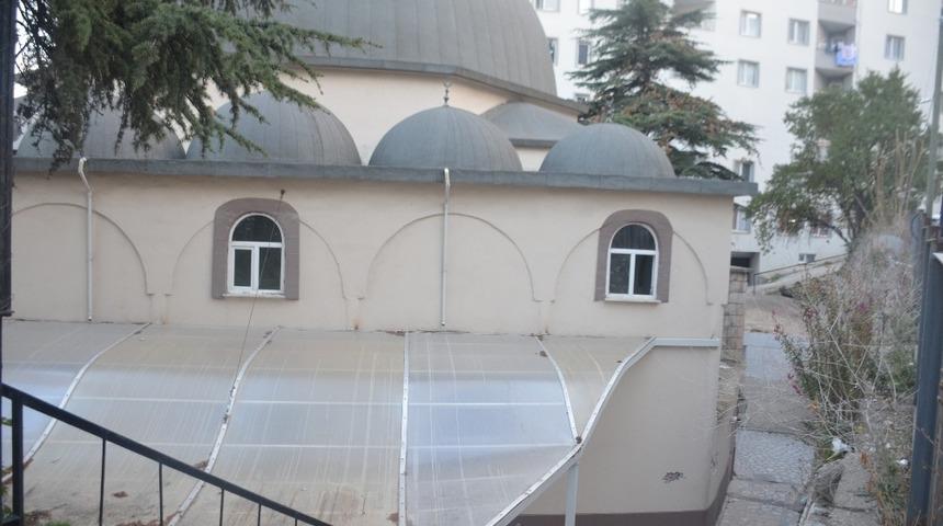 Ertuğrulgazi Camii yıkılıyor