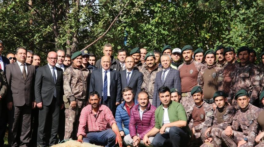 Emniyetten şehit ve gaziler anısına hayır kurbanı