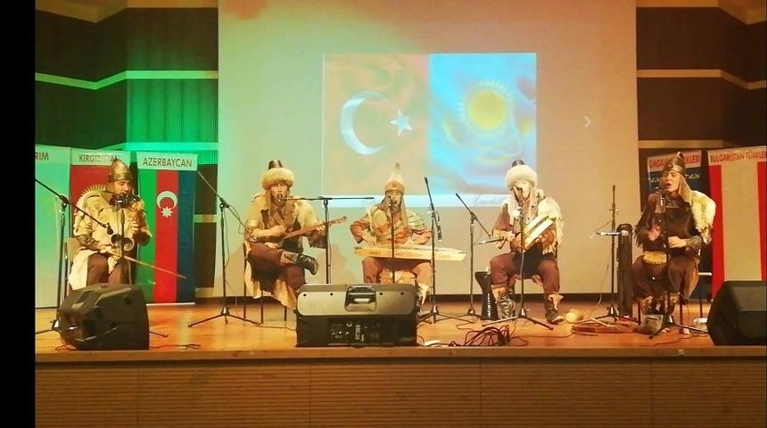 T&uuml;rk D&uuml;nyası K&uuml;lt&uuml;r ve Spor Ş&ouml;leni