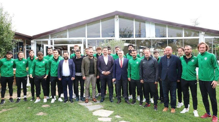 Vali Bilgin, Kırklarelispor futbolcuları ile kahvaltıda buluştu