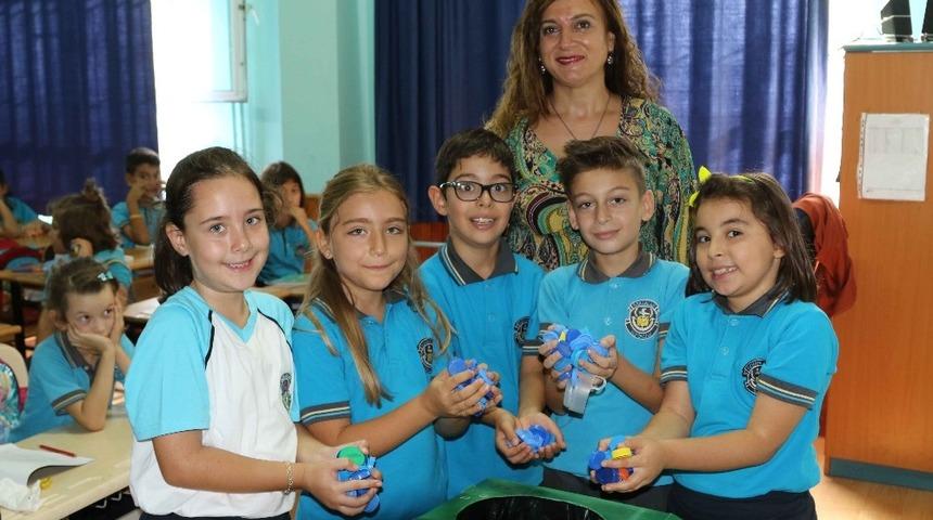 Bayraklılı &ouml;ğrencilerden anlamlı destek