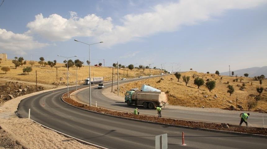Şırnak’a 105 kilometrelik asfalt çalışması tamamlanma aşamasında