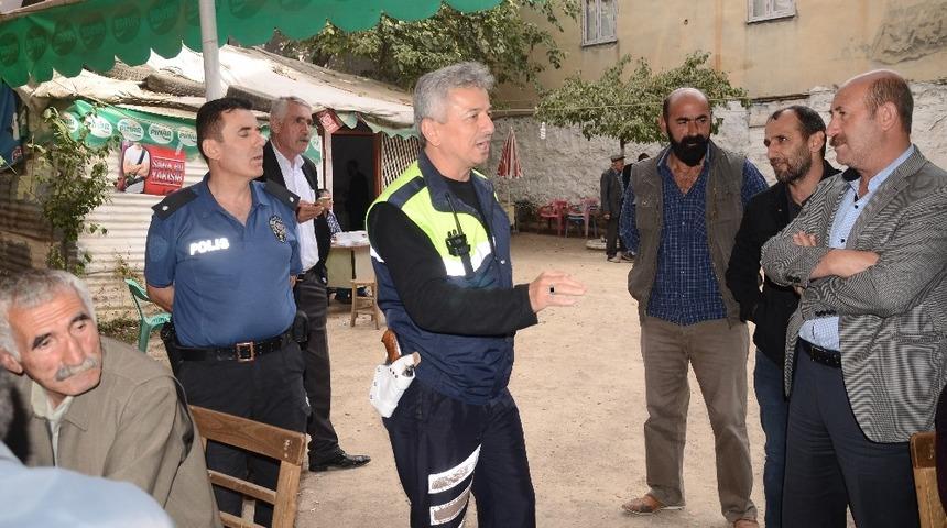 Kıraathanelerde &lsquo;trafik&rsquo; eğitimi