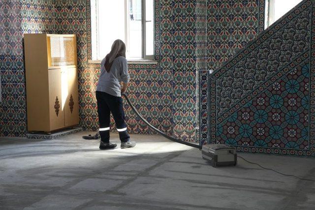 Odunpazarı Belediyesi cami temizliklerine devam ediyor