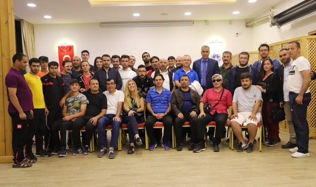 “B1 Futbol Hiç Görmeyenler Ligi Yükselme Şampiyonası Malatya’da yapıldı