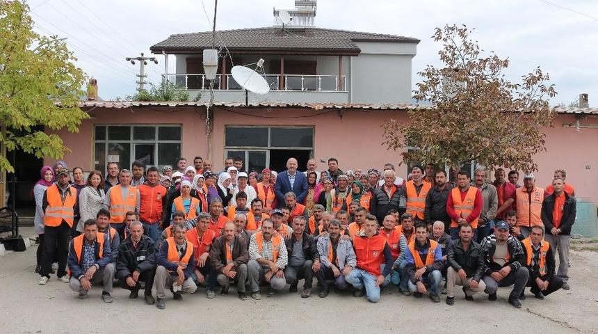 Başkan Ert&uuml;rk, belediye &ccedil;alışanları ile kahvaltıda buluştu