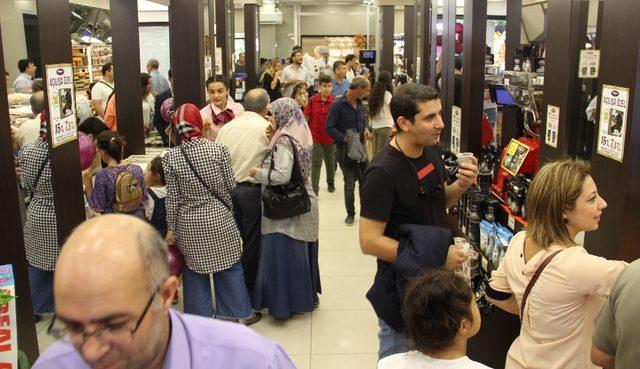 Tuğba Kuruyemiş’in yeni şubesi hizmete açıldı