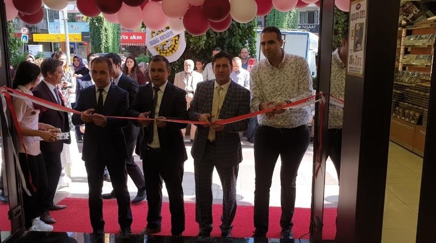 Tuğba Kuruyemiş&rsquo;in yeni şubesi hizmete a&ccedil;ıldı