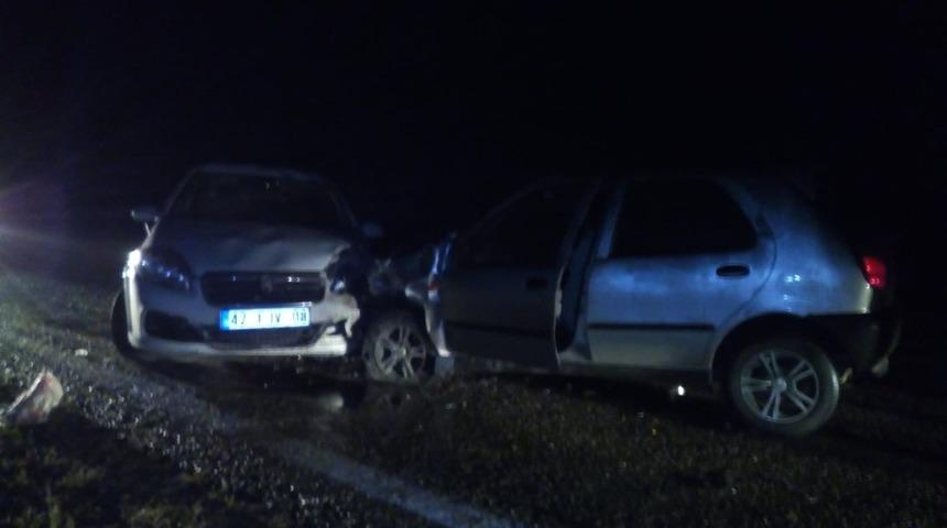 H&uuml;y&uuml;k ve Beyşehir&rsquo;de iki farklı kaza: 4 yaralı