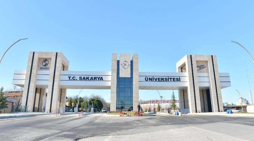 SAÜ Sosyal medyada ilk 100’de