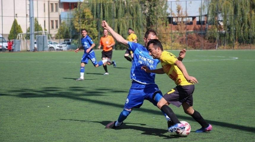 Ilıca İdmanocağı Belediyespor, 25 Mart Oltuspor&rsquo;u 2-1 mağlup etti