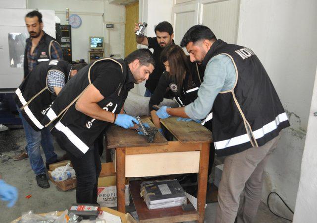 Denizli'de CNC makinesi ile tabanca yapan 2 kişi tutuklandı