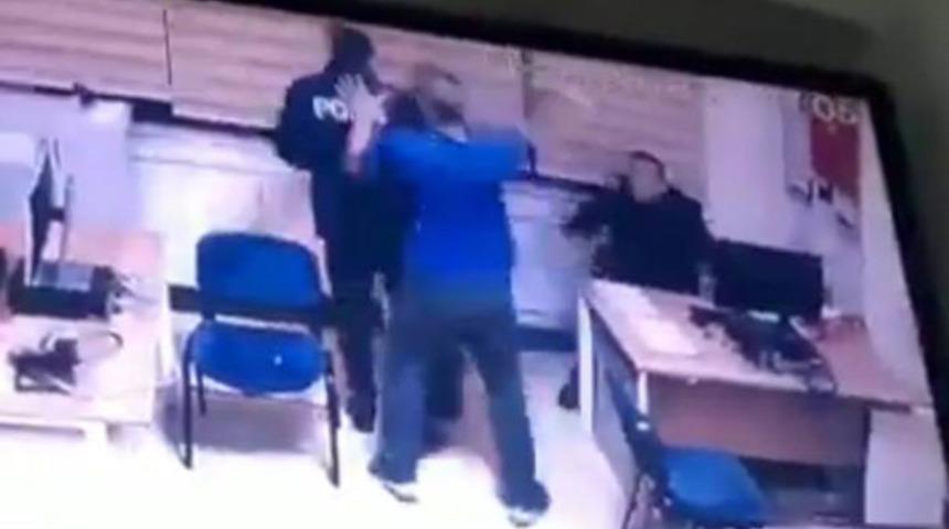 Karakolda korkunç anlar! Polisin arkasından gizlice geldi sonrası akılalmaz