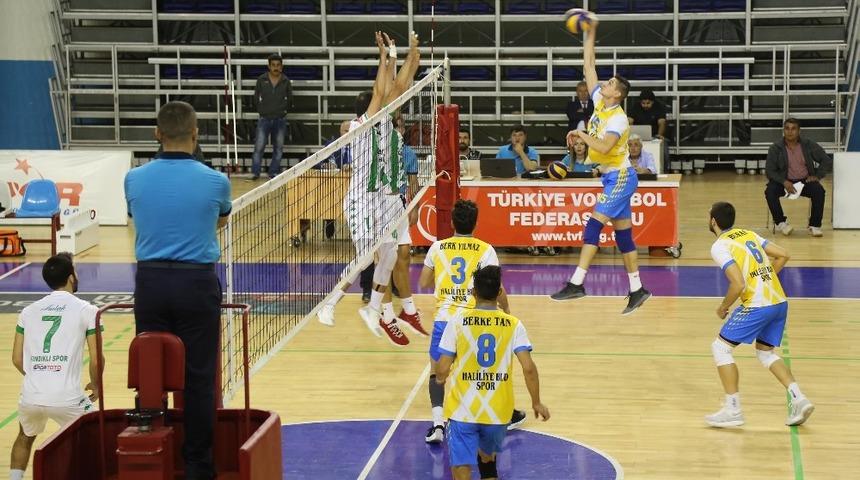 Haliliye Belediyespor Voleybol Takımından 3-1&rsquo;lik galibiyet