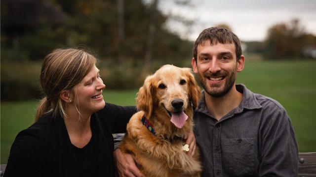 29 yaşındaki Cynthia Peterson ve eşi 33 yaşındaki Robert köpekleri Finn'le